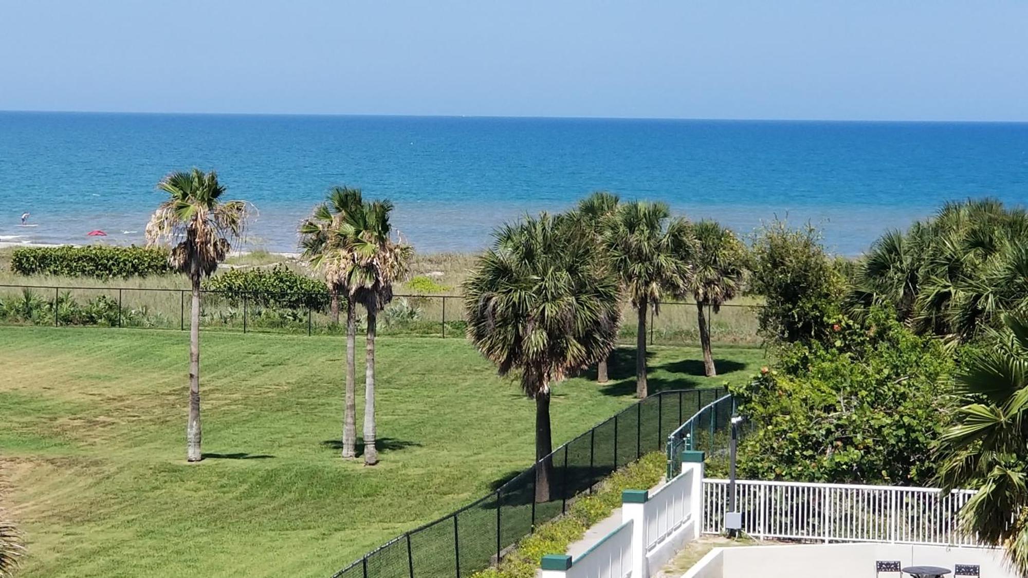 The Resort On Cocoa Beach Exterior foto